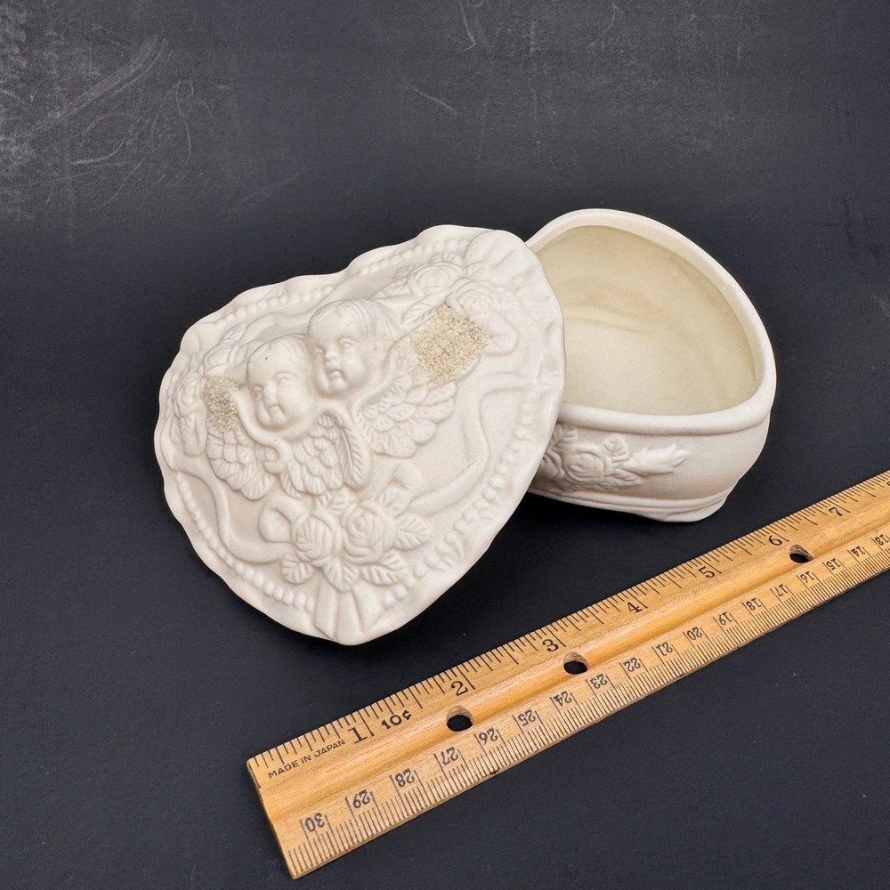 Vtg Cherub Angel White Cream Bisque Porcelain Heart Shape Trinket Box w Lid